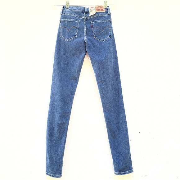 Levis 720 High-Rise Super Skinny Jeans - Picture 3 of 8